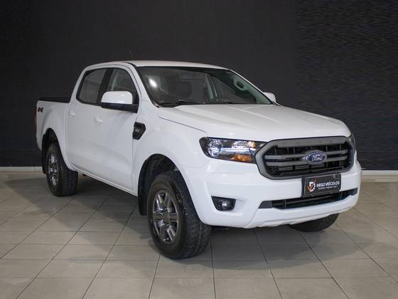 FORD RANGER 2.2 XLS 4X4 CD 16V DIESEL 4P AUTOMÁTICO